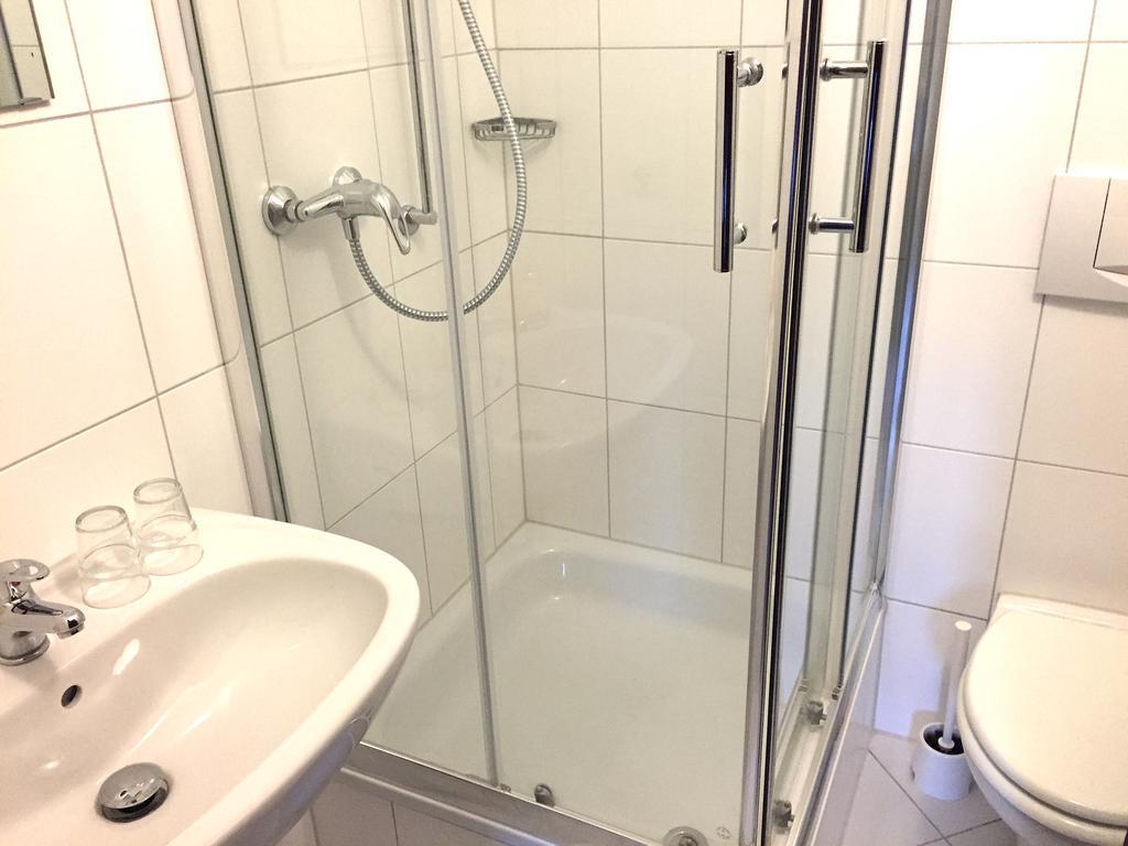 Hotel Marilyn Koblenz  Bagian luar foto