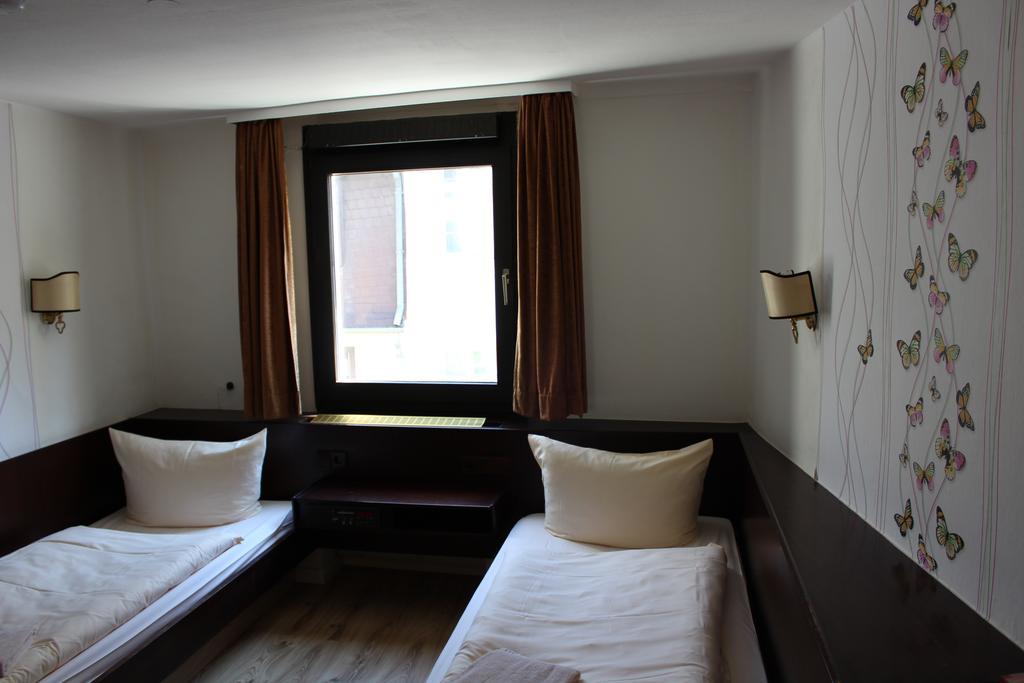 Hotel Marilyn Koblenz  Bagian luar foto